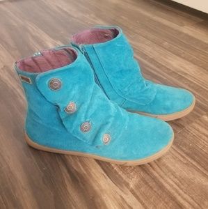 Teal suede Blowfish boots